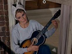 Audrey Hepburn — Moon River