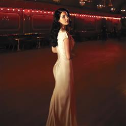 Lana Del Rey — Young And Beautiful (Orchestra Empty Arena Version)